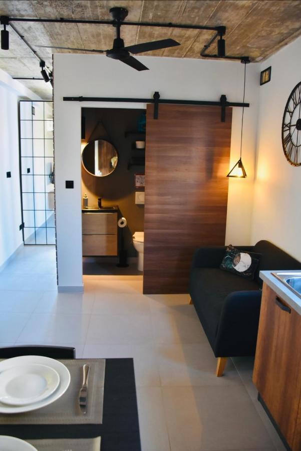Апартаменты Chic Penthouse Industrial-Style Моста Экстерьер фото